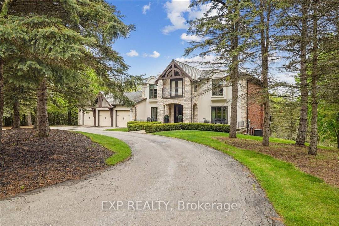 Welcome to this beautiful home, nestled on a rare 2 acre lot in the highly sought after Kingscross Estates.