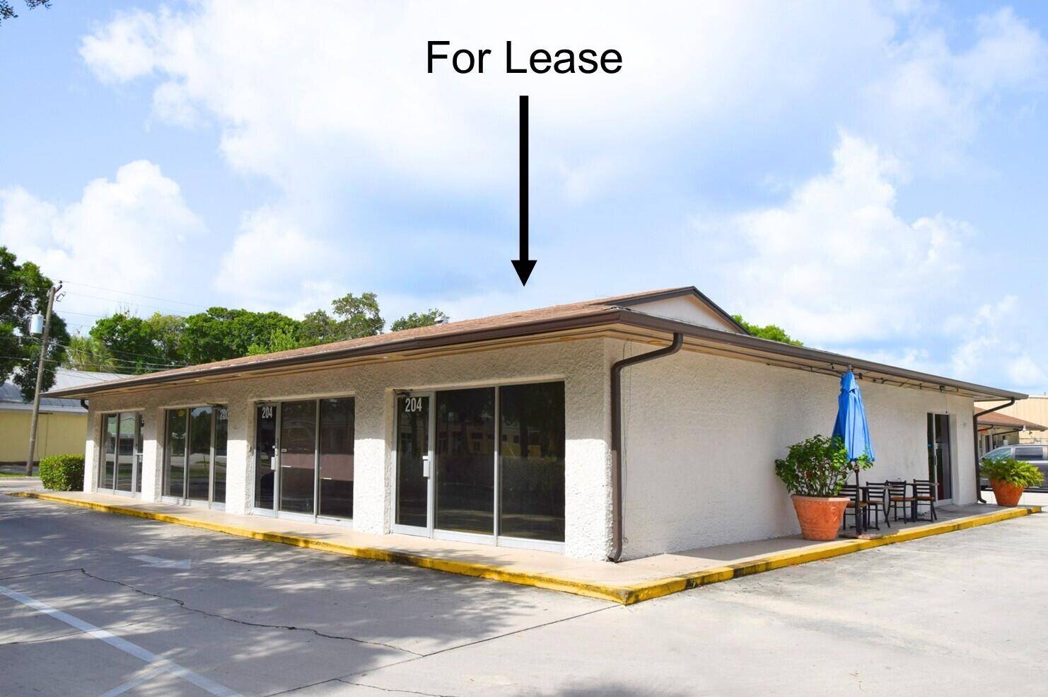 Suite 204 is located on the north side of the building and offers approximately 1, 000 SF of retail space.