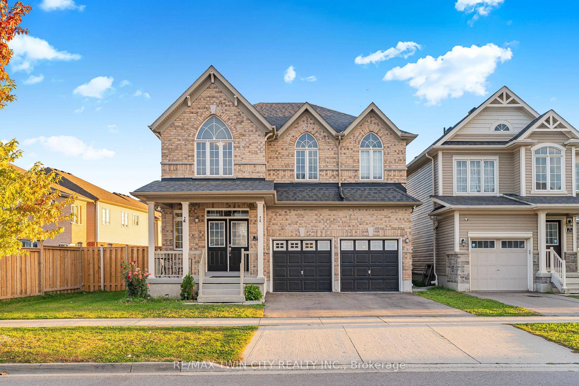 Welcome to 411 Linden Drive, Cambridge a beautifully maintained home where Elegance and modern living come together in perfect harmony.