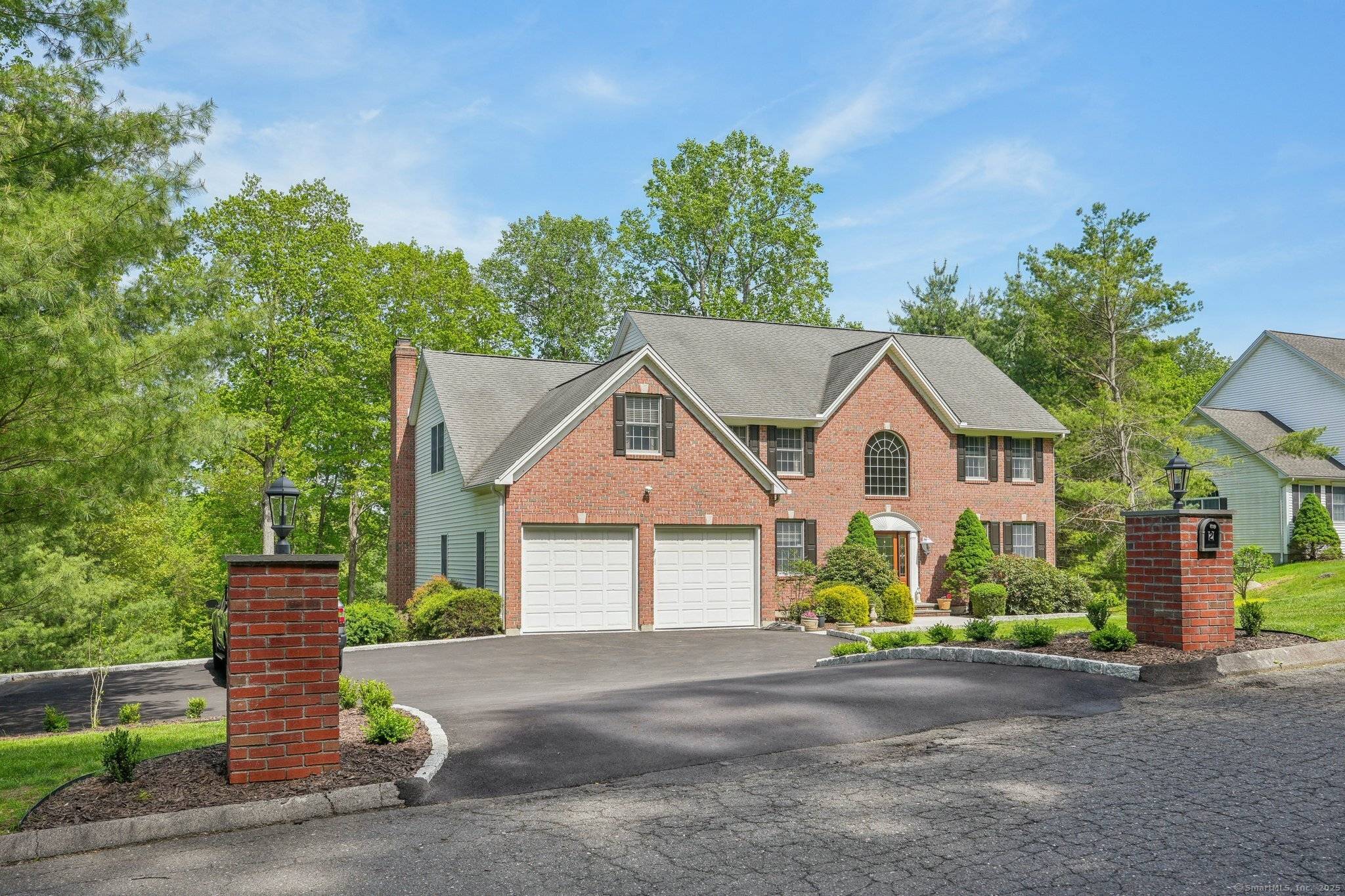 Welcome to your dream Colonial home in one of Danbury's most desirable communities !