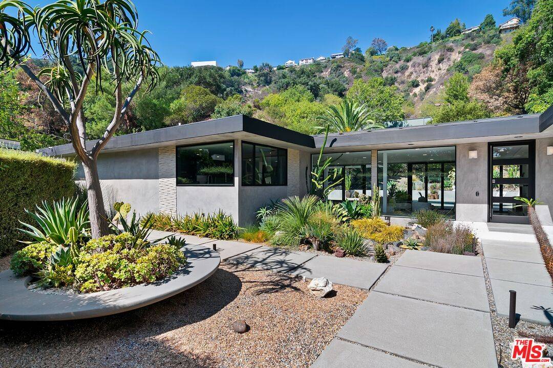 9991   Liebe Dr 6BR Beverly Hills Post Office | B.H.P.O. La