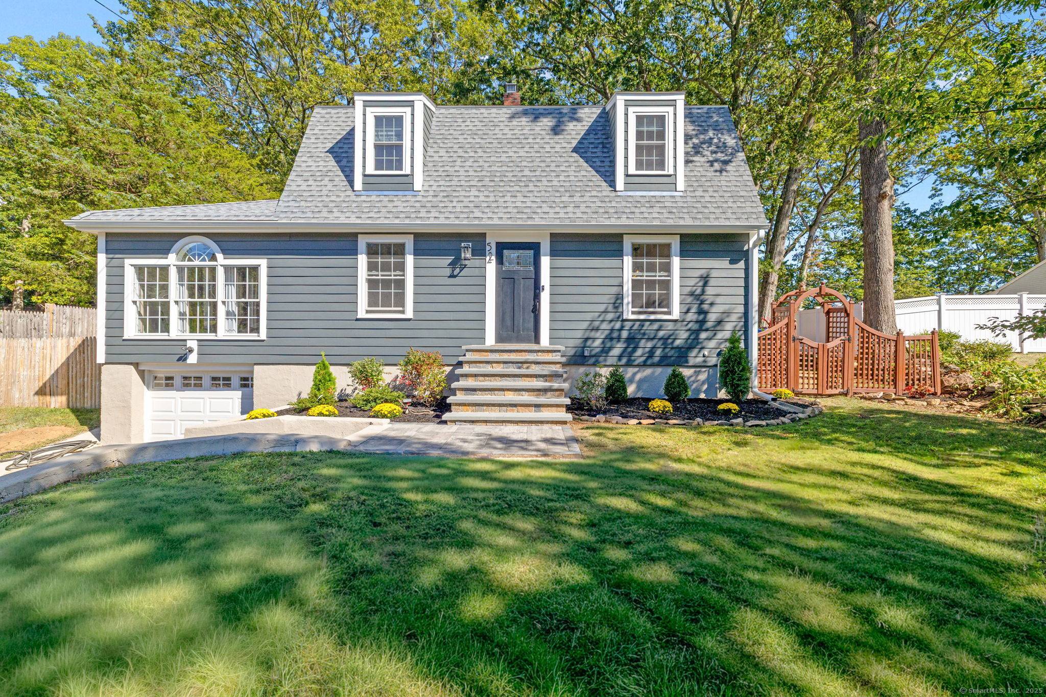 Move right in to this stunning Lake Forest Colonial in the North End !