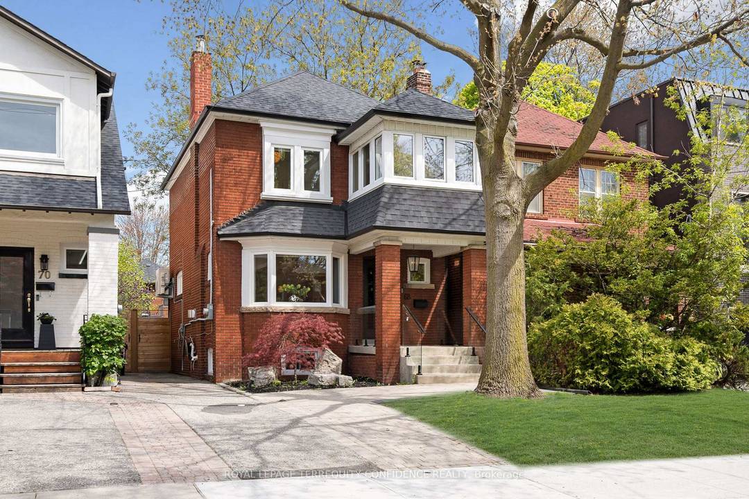 Welcome to this professionally updated amp ; move in ready home, in the heart of Lawrence Park North, one of Toronto's most walkable and coveted communities !