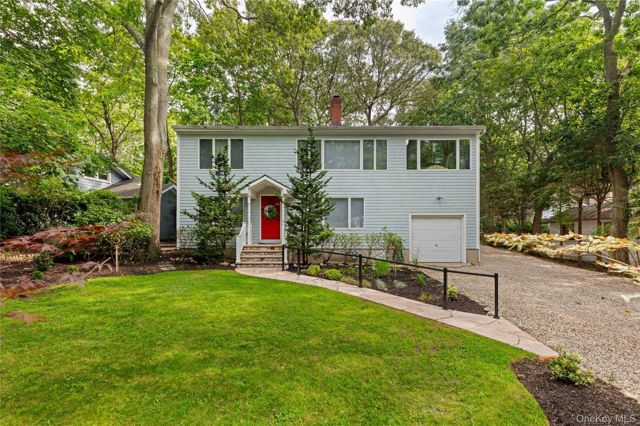 Welcome To 52 Hillside Road Your Dream Lifestyle Awaits !