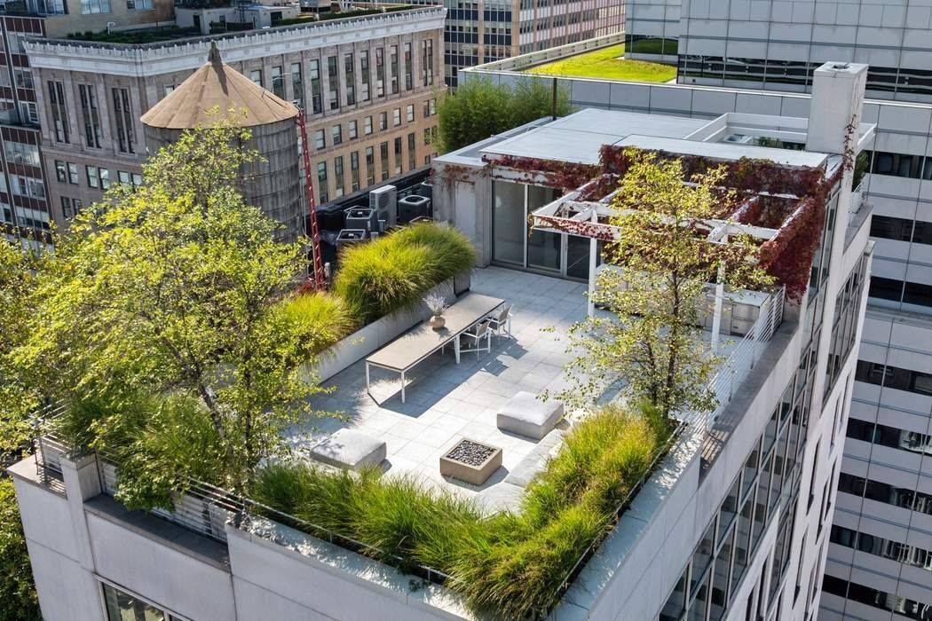 Tribeca Skyhouse A Modern Sanctuary of Glass and Greenery Perched above Tribeca s rooftops, this glass walled penthouse is both architecture and art, a luminous modern sanctuary in the sky.