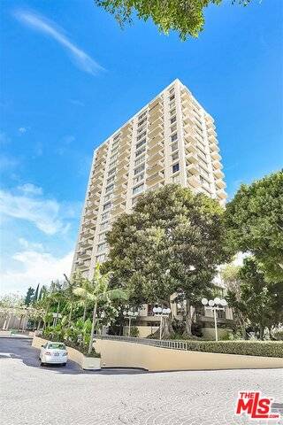 2160 Century Park East 1BR Beverlywood La