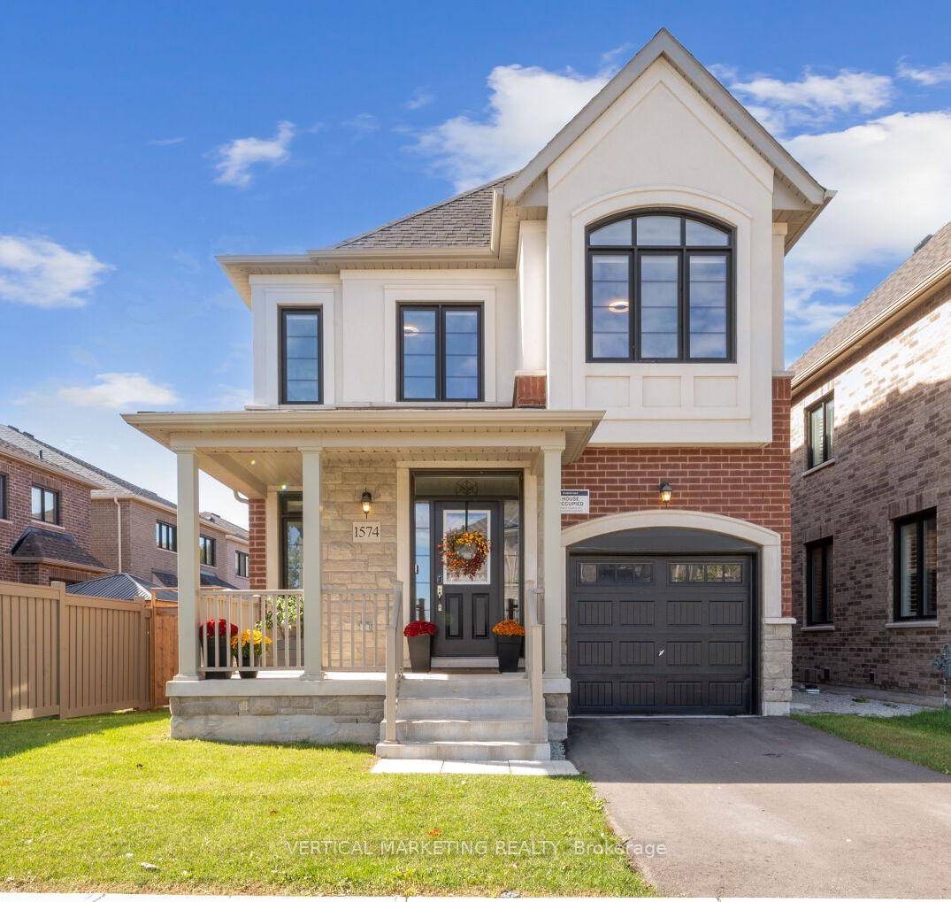 Honey, stop the car, this is the perfect home for our family !