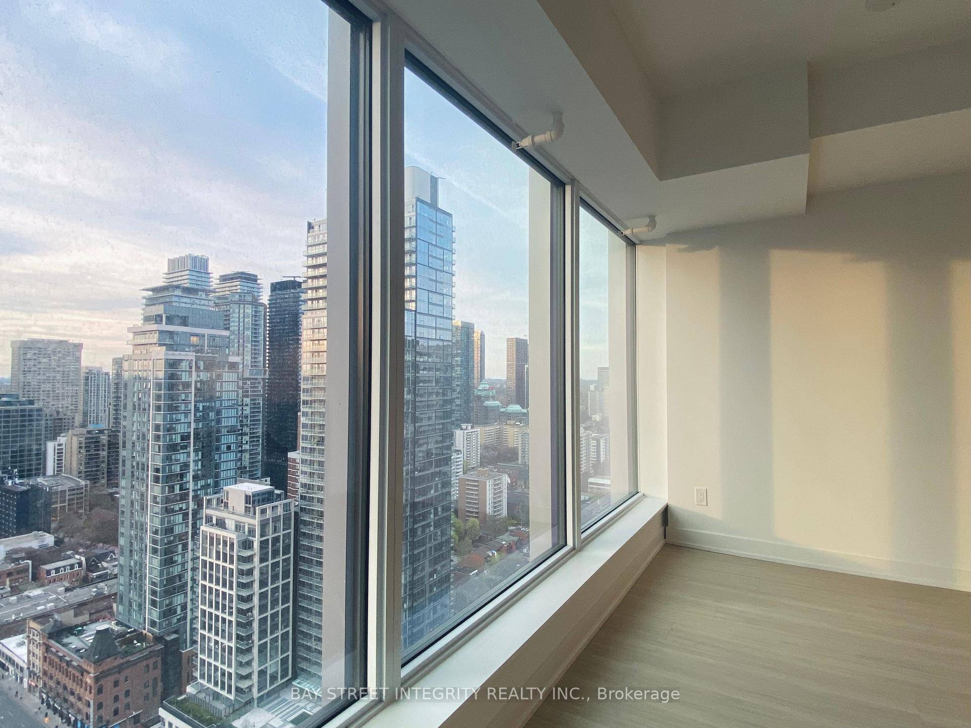 Client RemarksBrand New Never Been Lived In Stunning 1 Bedroom Bright Unit In High Demand Downtown Core At 8 Wellesley Luxury Condo !