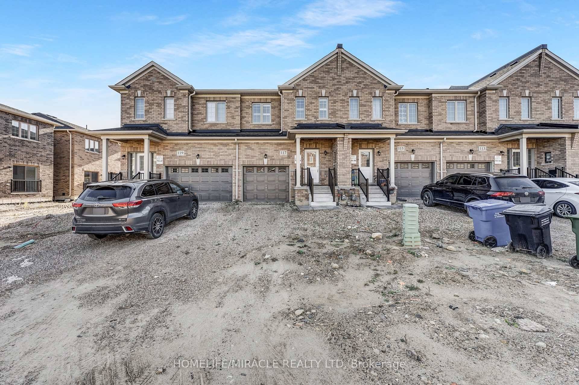 Freehold townhomes in Dundalk, Ontario, offer a blend of modern living and community charm, with some featuring 3 bedrooms, 2.