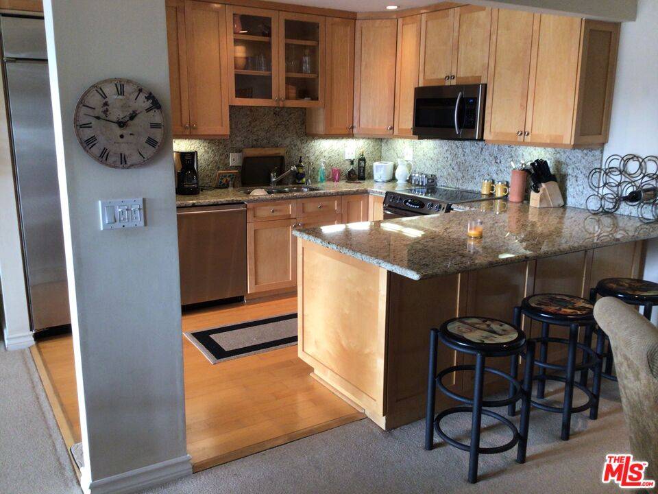 415   Montana Ave 2BR Santa Monica La