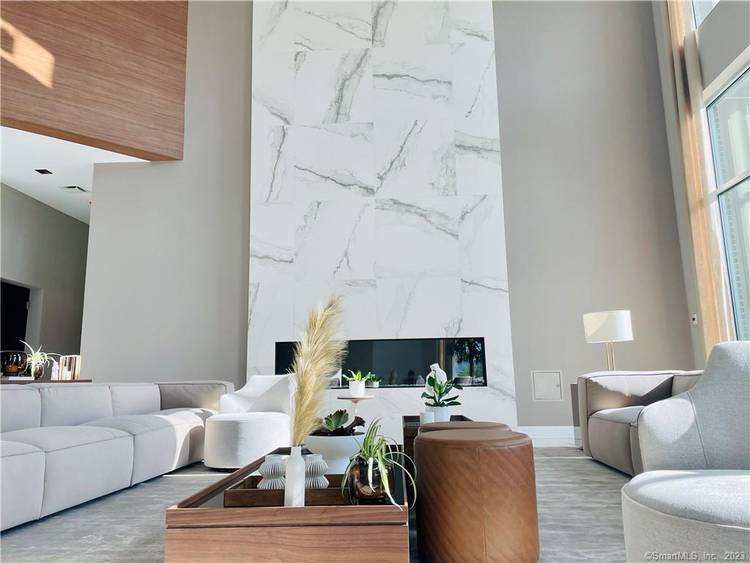 Experience Elevated Waterfront Living at OPUS at Harbor Point Welcome to OPUS at Harbor Point, the newest luxury waterfront residence designed for those who appreciate refinement and sophistication.