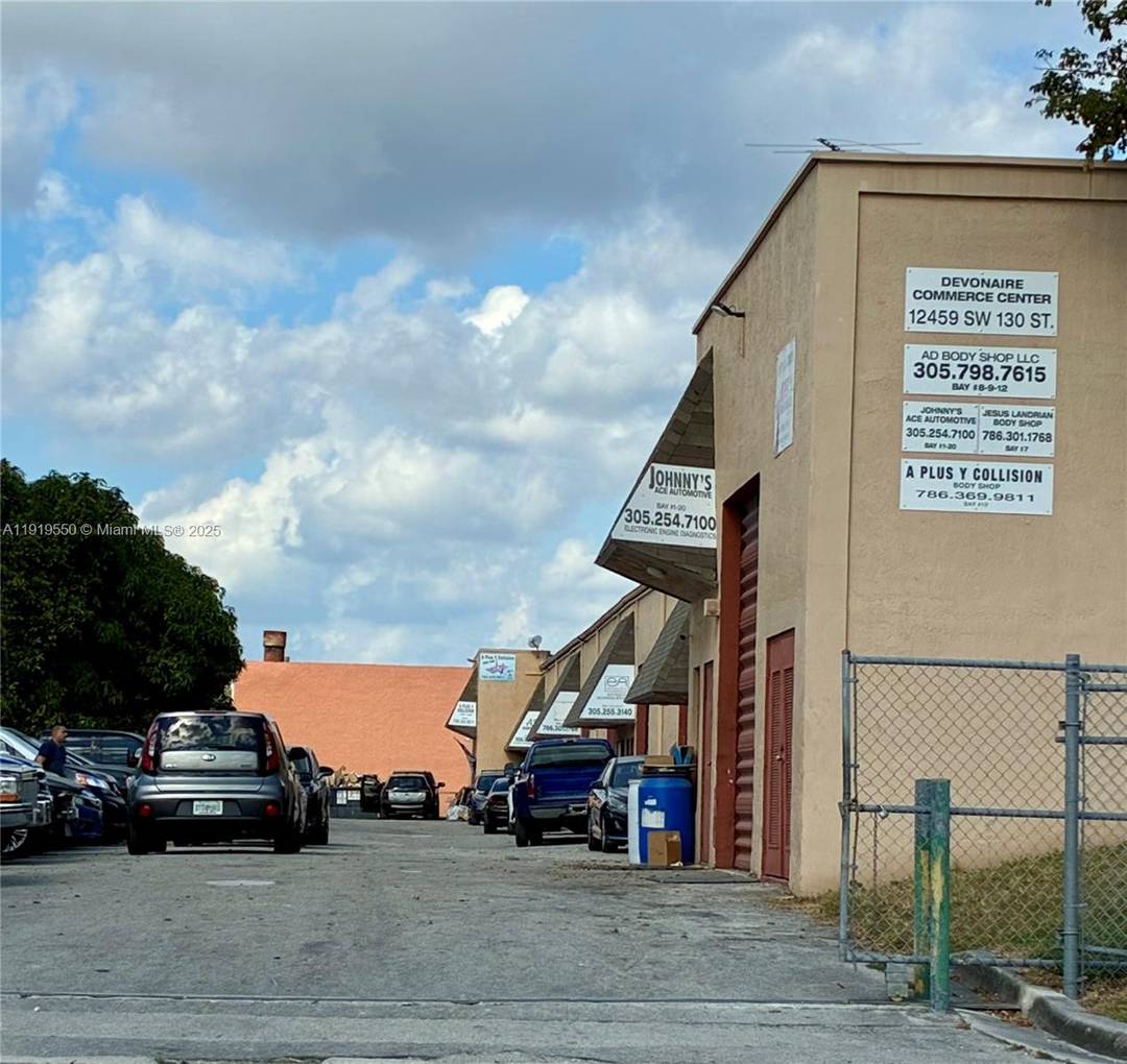 Exceptional opportunity Body Shop business with Real Estate included as the owner is ready to retire and will consider financing.