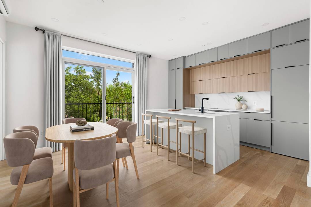 Welcome to 831 Knickerbocker Avenue, a curated collection of ten boutique homes designed for modern Brooklyn living.