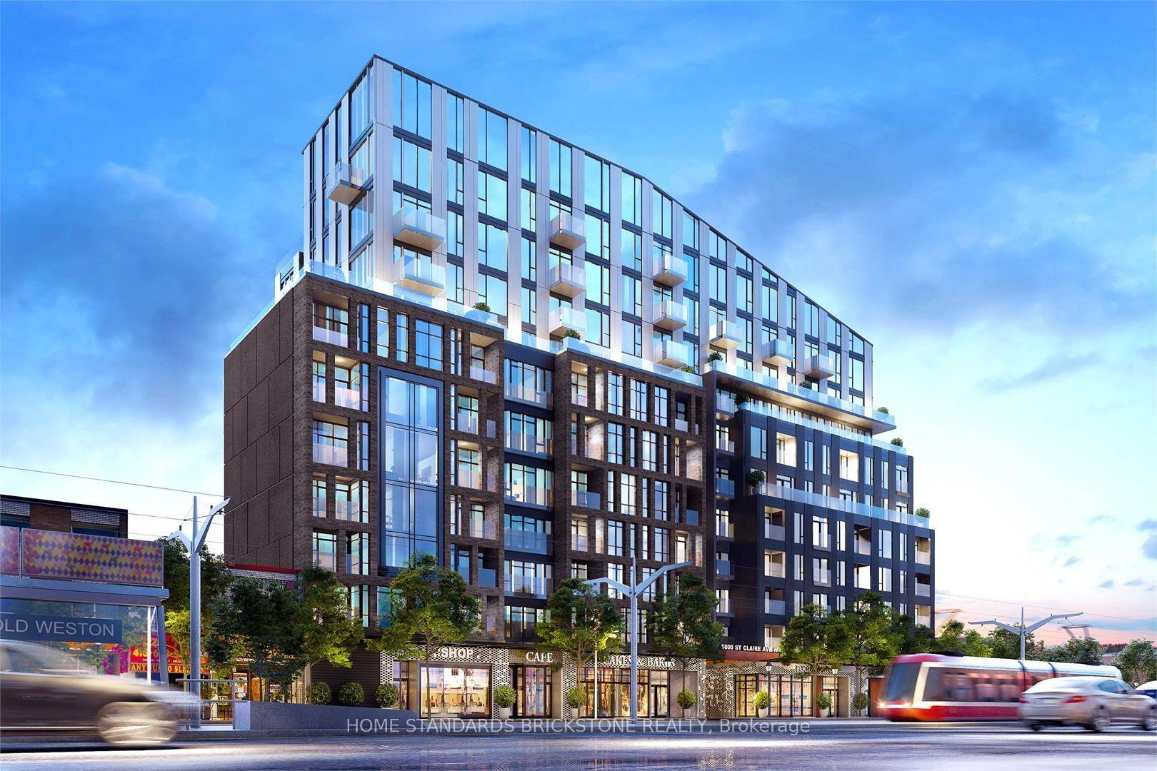 South East Facing Condo In The Heart Of Carelton Village.
