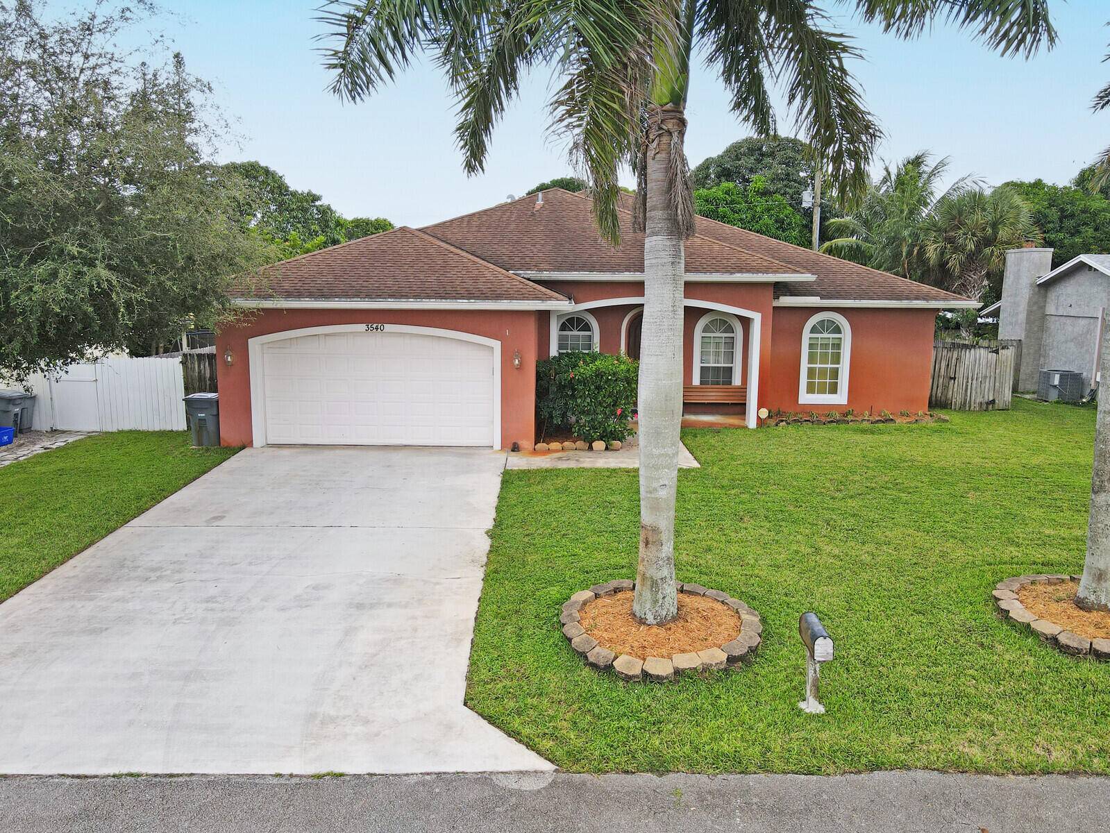 This charming 3 bedroom, 2.