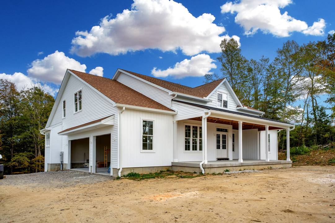 Quality built ! Stunning New Construction being built in a Two Cul de Sac Subdivision.