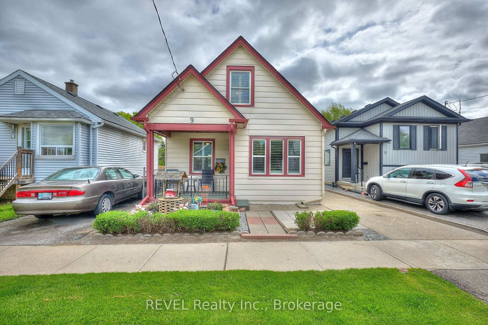 Welcome to 9 Edith Street a charming and meticulously well maintained 1.