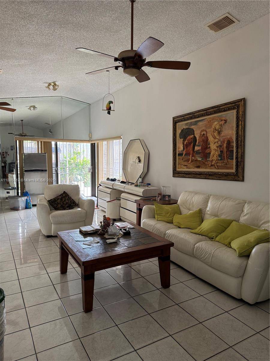 Property ready for its next investor !