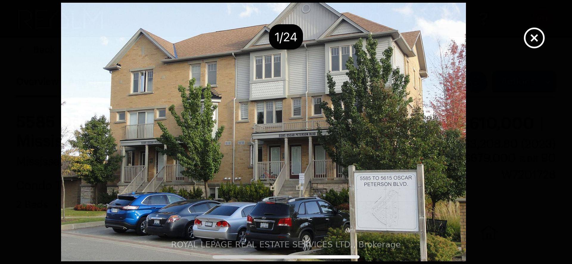 Very Bright and spacious larger unit with 2 Bedroom, 3 washroom and 2 PARKING SPOTS townhouse in highly sought after Neighborhood of Churchill Meadows.