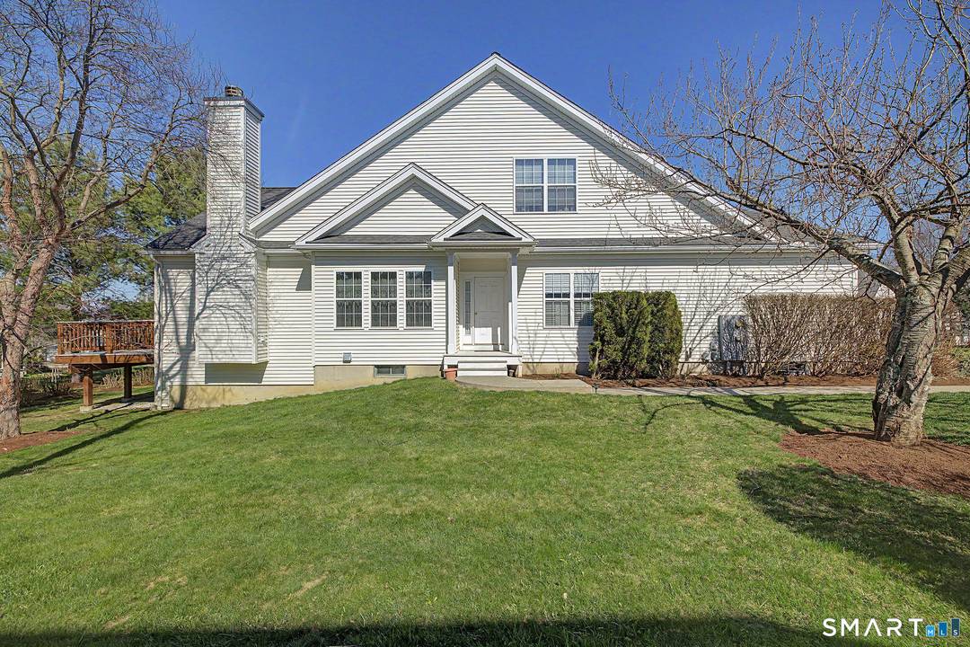 Welcome to the highly sought after Carlson Ridge 55 community.