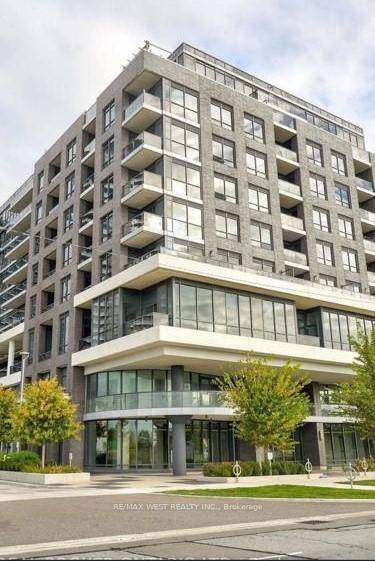 Bright. Spacious. Newer Building !
