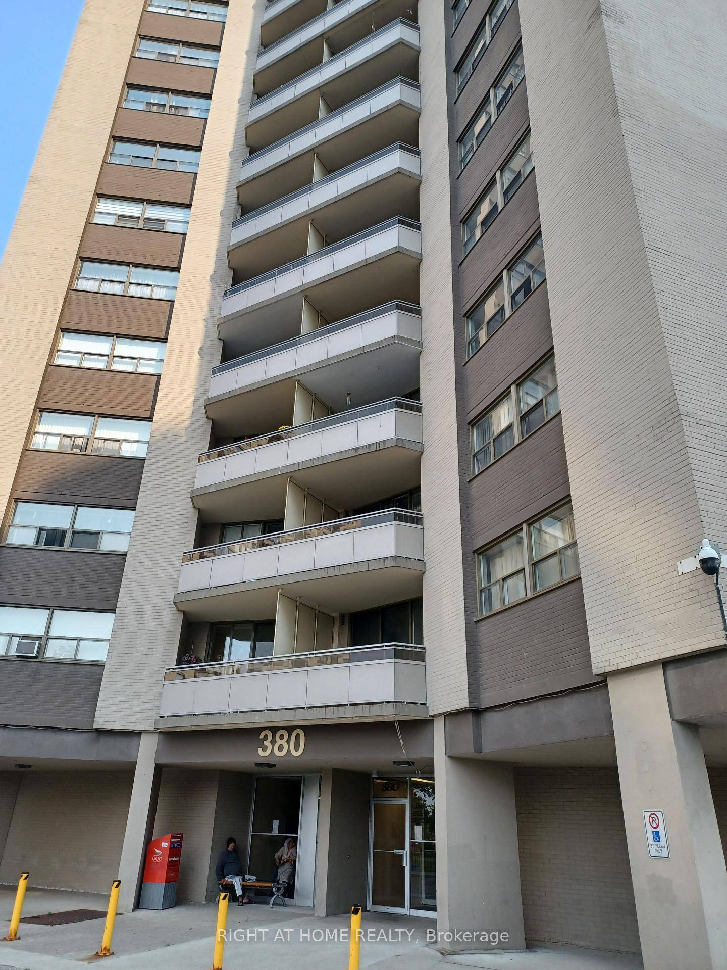 WELL MAINTAINED BUILDING.