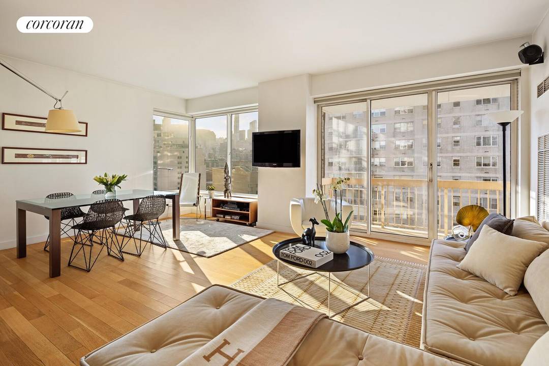 High Floor Corner 1BR with Balcony amp ; Sweeping City Views 200 East 69th Street Perched on the 17th floor of The Palace Condominium, this bright corner one bedroom, one ...