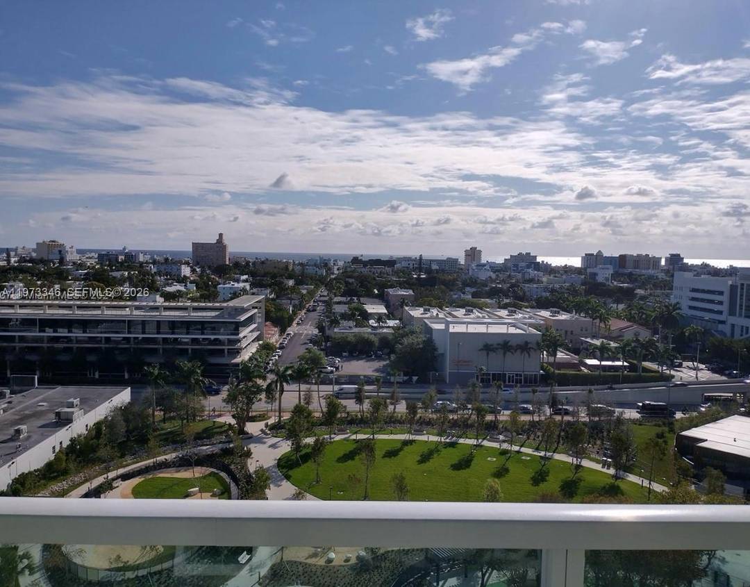 Live the ultimate South Beach lifestyle at The Floridian Condominium, located in the heart of South Beach.