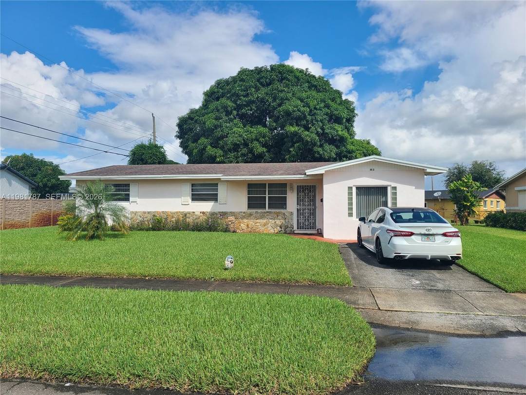 Great Opportunity in Miami Gardens !