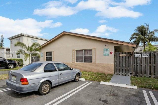 LOCATION, LOCATION ! ! ! Very high income generating property, all units leased in a quiet area in Pompano.