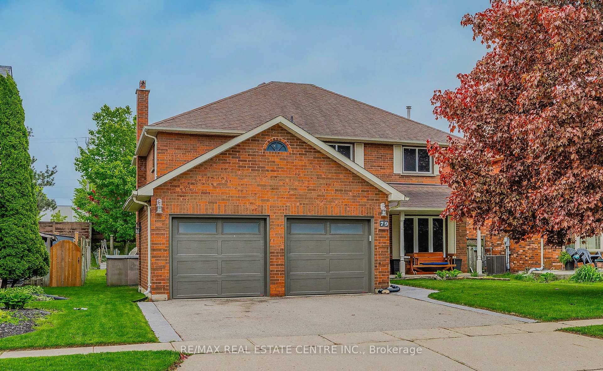 Welcome to 79 Handorf, Located in a prime Hespeler neighbourhood !