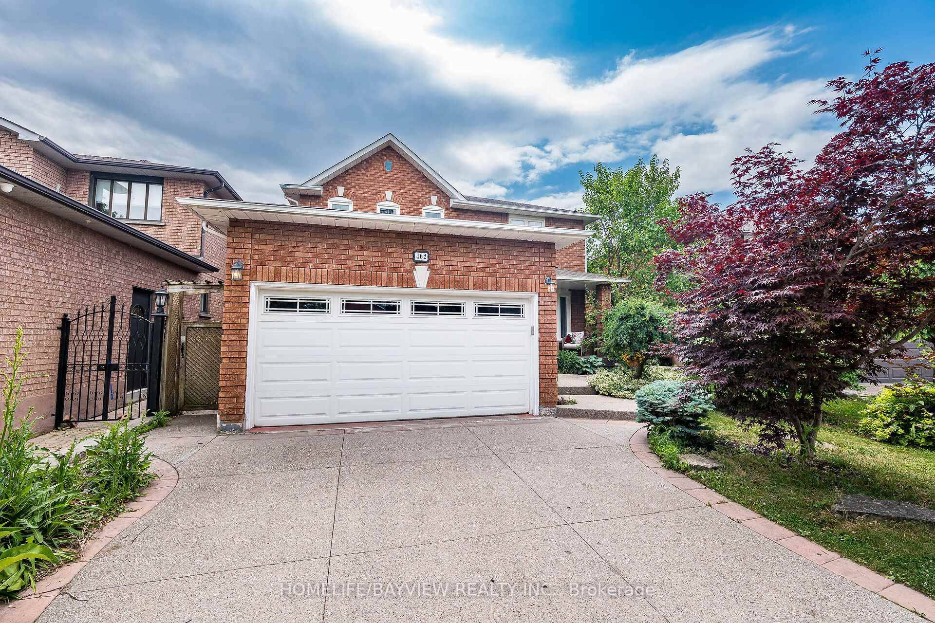 Welcome to 462 Malaga Rd, a bright and spacious family home in the heart of Mississauga.