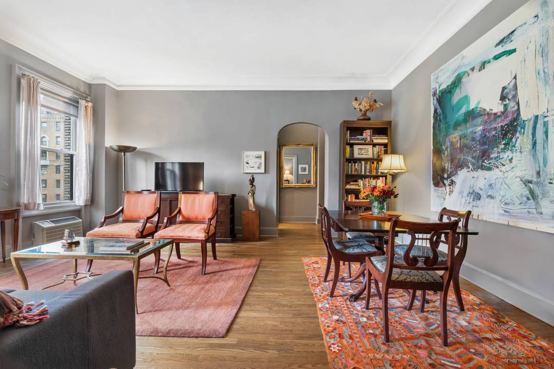 Apartment 9H at 246 West End Avenue is a jewel box apartment.