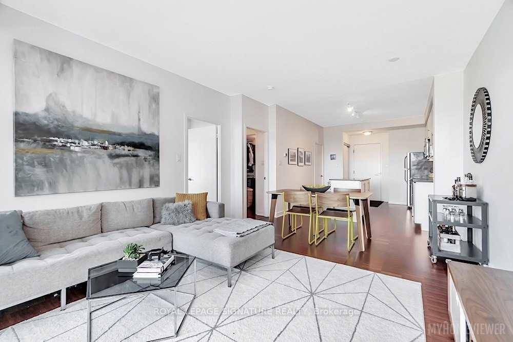 Spacious South Facing 2 bedroom, 2 bathroom unit with both locker and parking included !