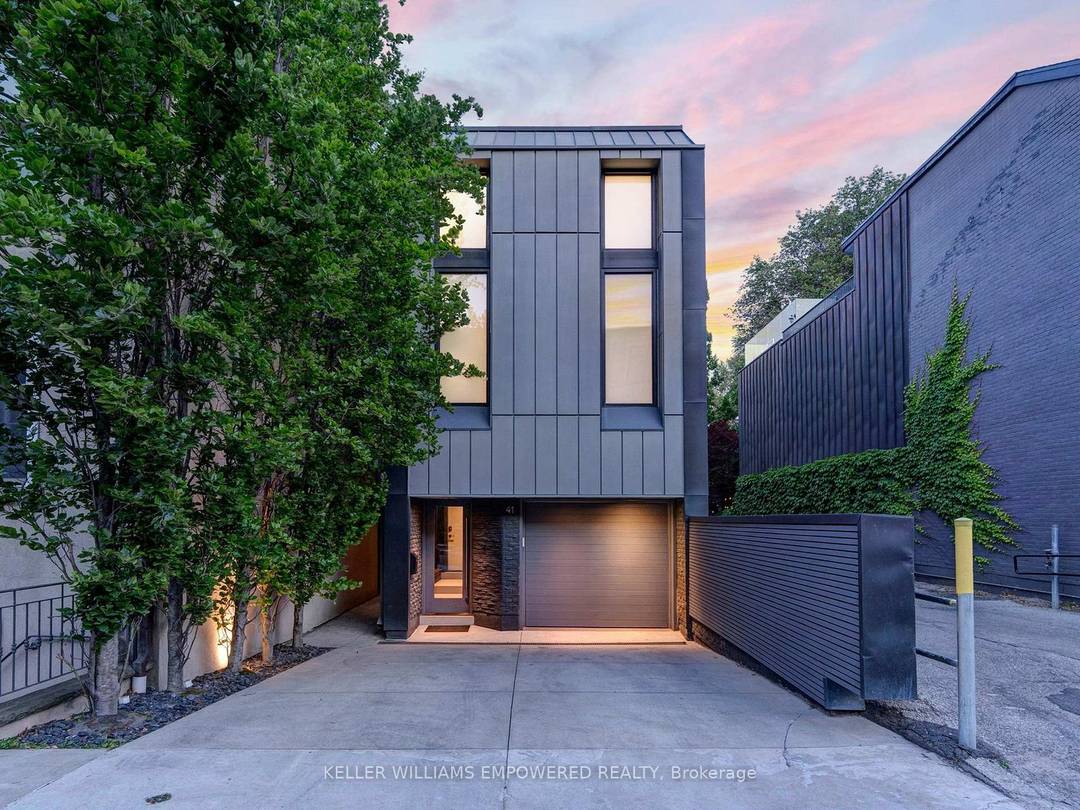 Meticulously maintained home in nestled on one of Yorkville's premium streets !