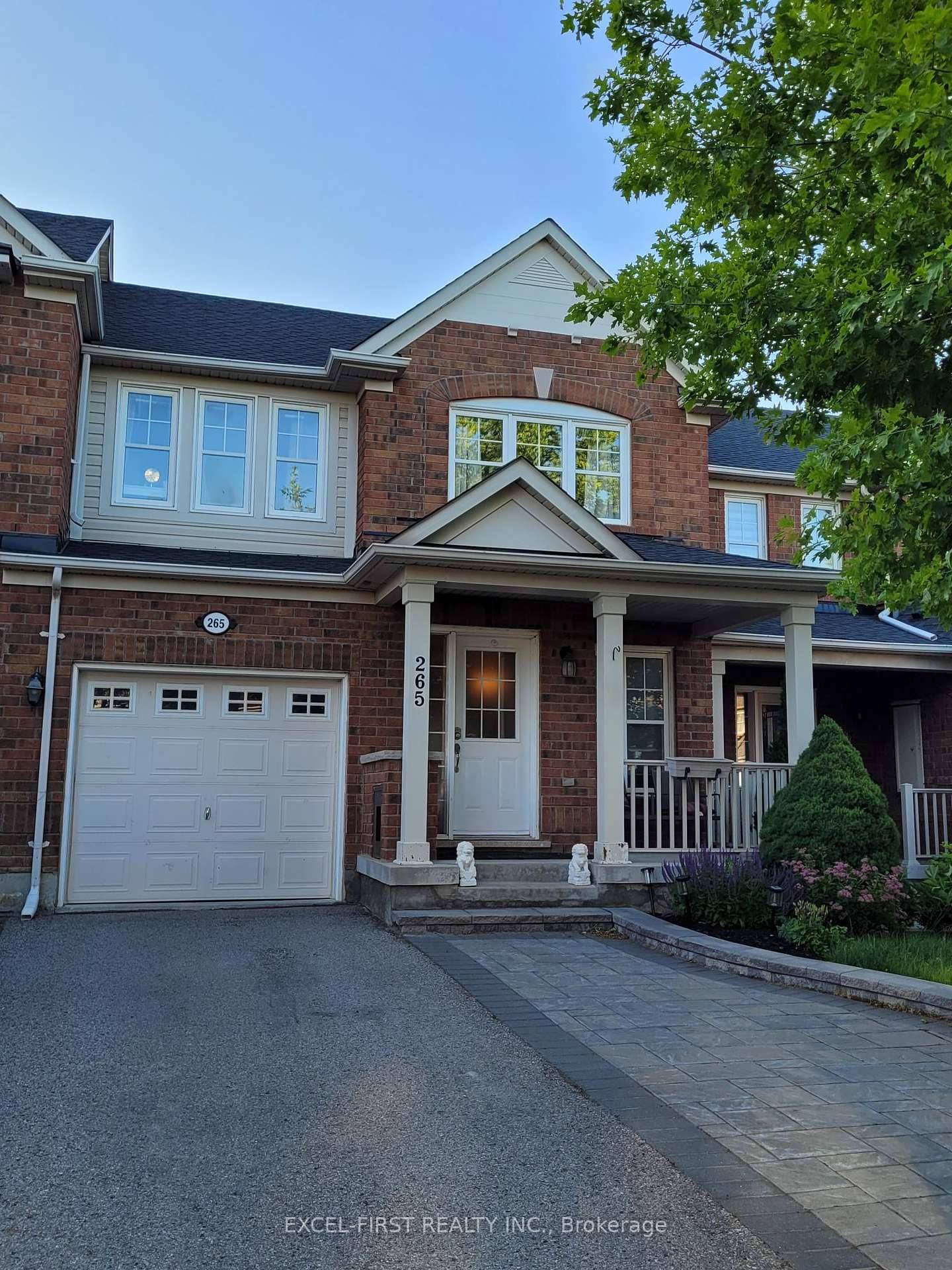 Priced for a quick sale. Don't miss this opportunity to own a beautiful Mattamy built 3 bedroom 3 bath home with a stunning view at the back in a safe, ...