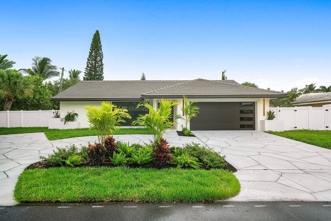 Coastal Luxury Reimagined 1291 Bimini Lane Just Steps from the BeachLocated just across the street from the beach, 1291 Bimini Lane is a fully renovated coastal retreat on a spacious ...