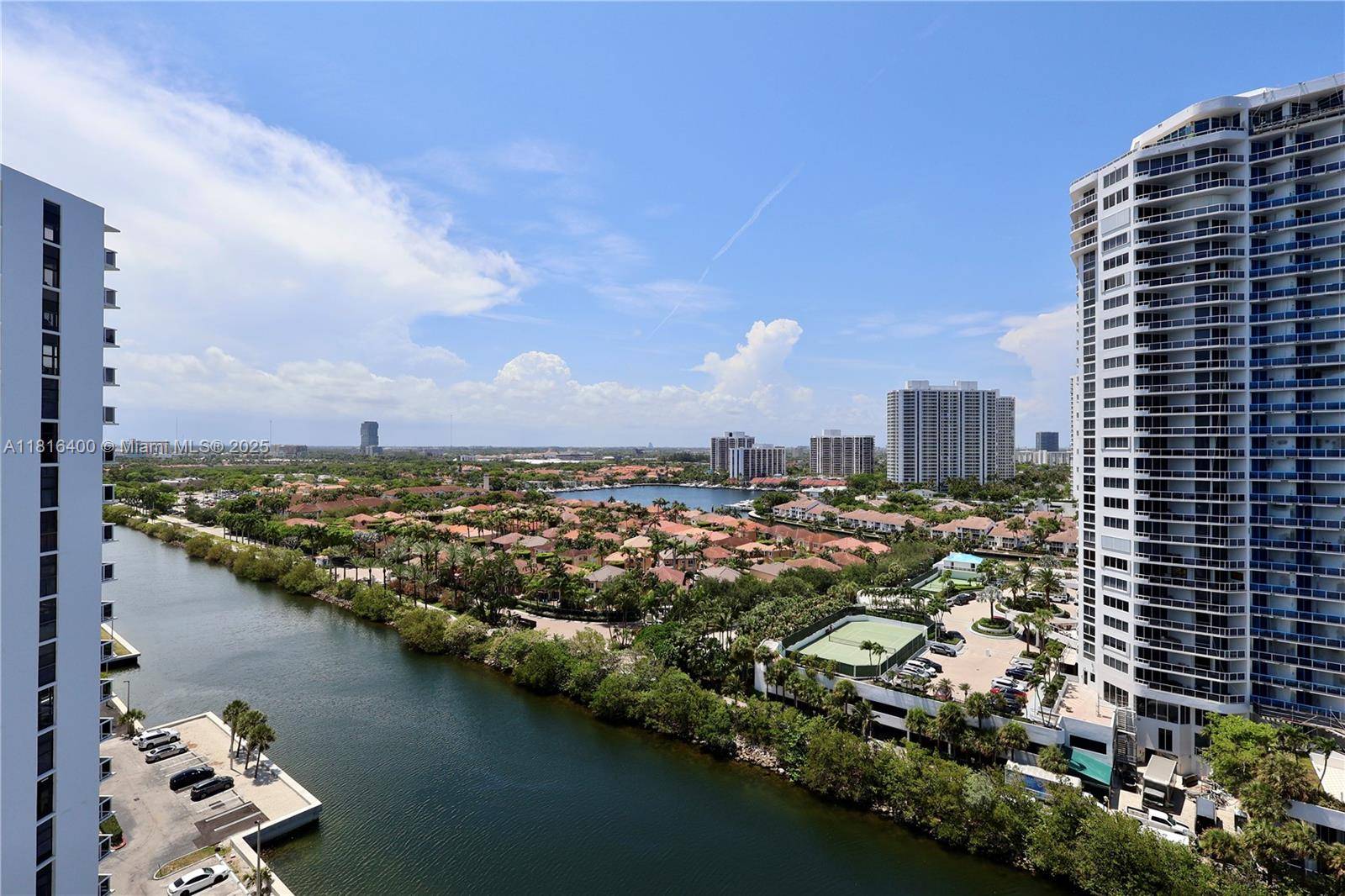 Motivated Seller ! Beautifully updated condo in the heart of Aventura !