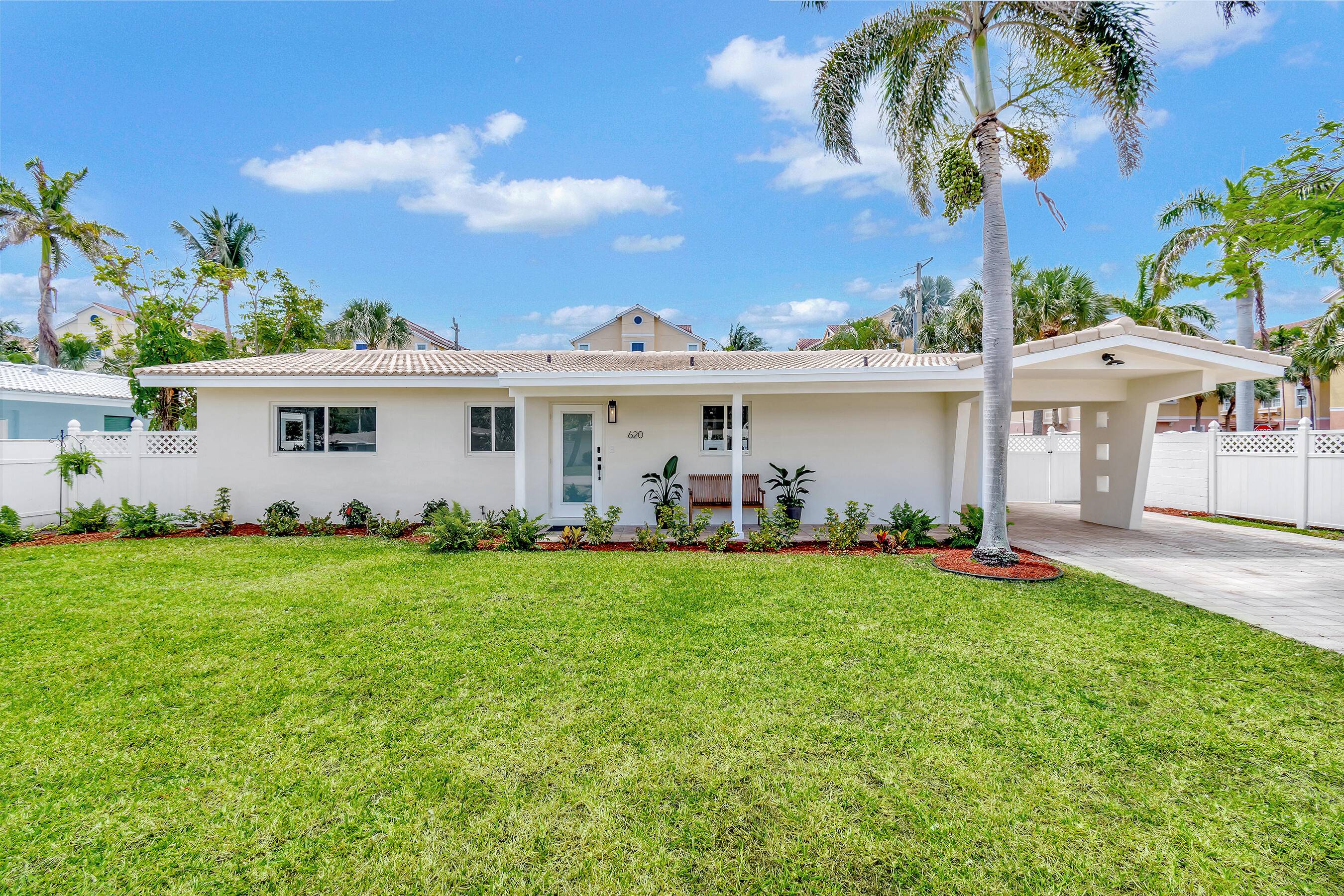 East of Federal Highway US Highway 1 Fully renovated single family home in the heart of East Boynton Beach minutes from the beach, marina, and dining.