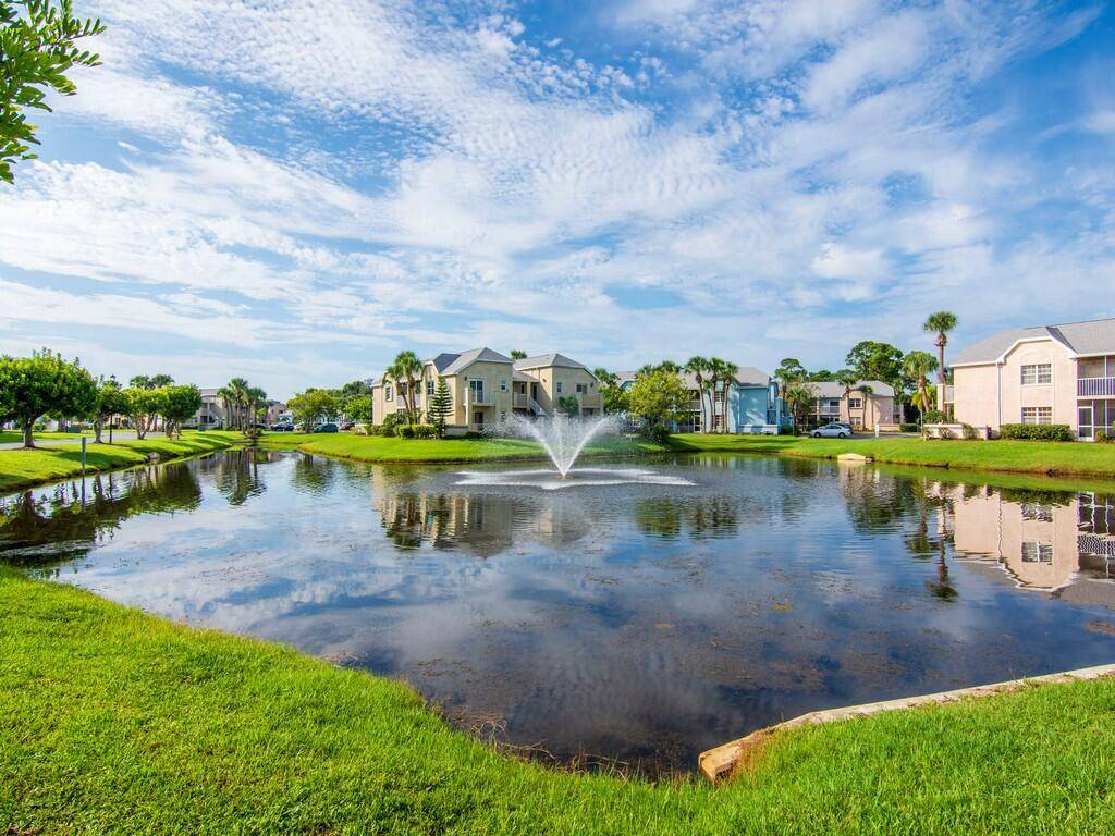 Discover the perfect blend of comfort and convenience in this charming 2 bedroom, 2 bathroom condo located in the serene Evergreen Condominiums.