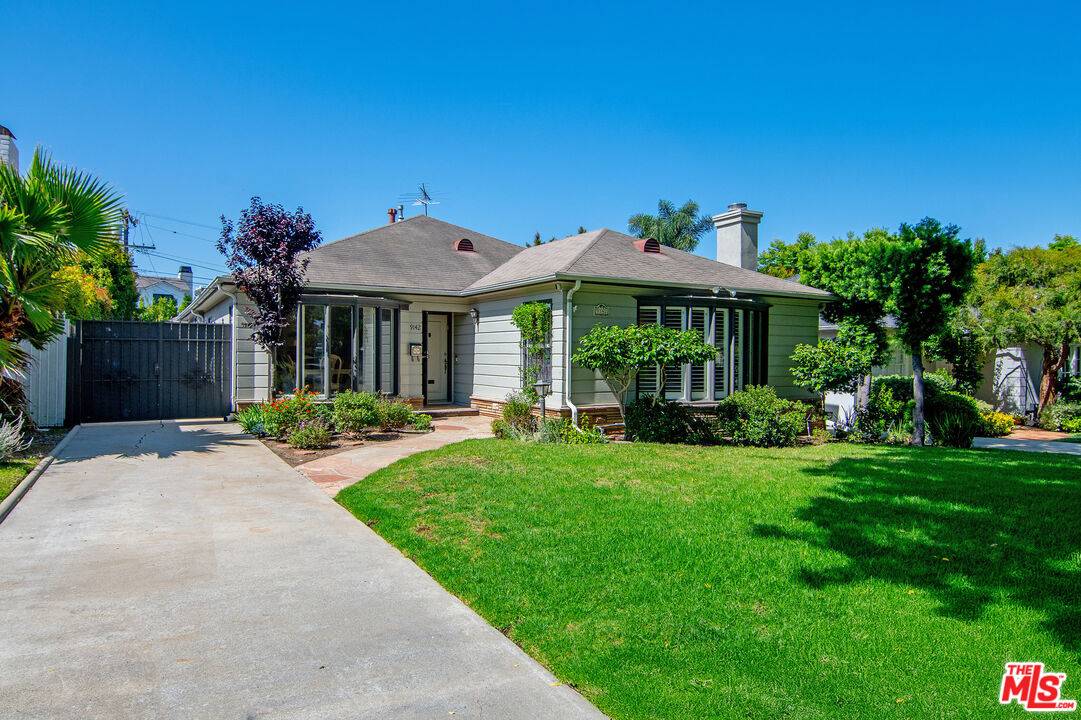 9142   Monte Mar Dr 4BR Beverlywood La