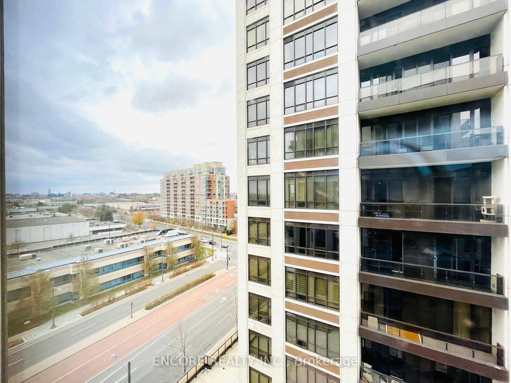 Rarely offered 1 bedroom plus den corner suite with parking in the heart of Unionville.