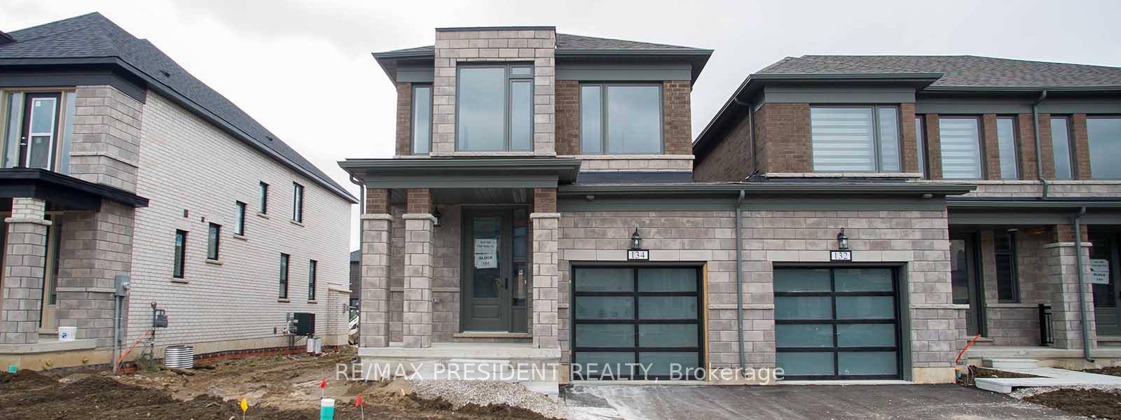 This bright and spacious 4 bedroom, 3 bath end unit townhome offers the feel of a semi detached.