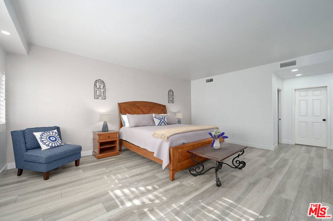 121  S Palm Dr 4BR Beverly Hills La