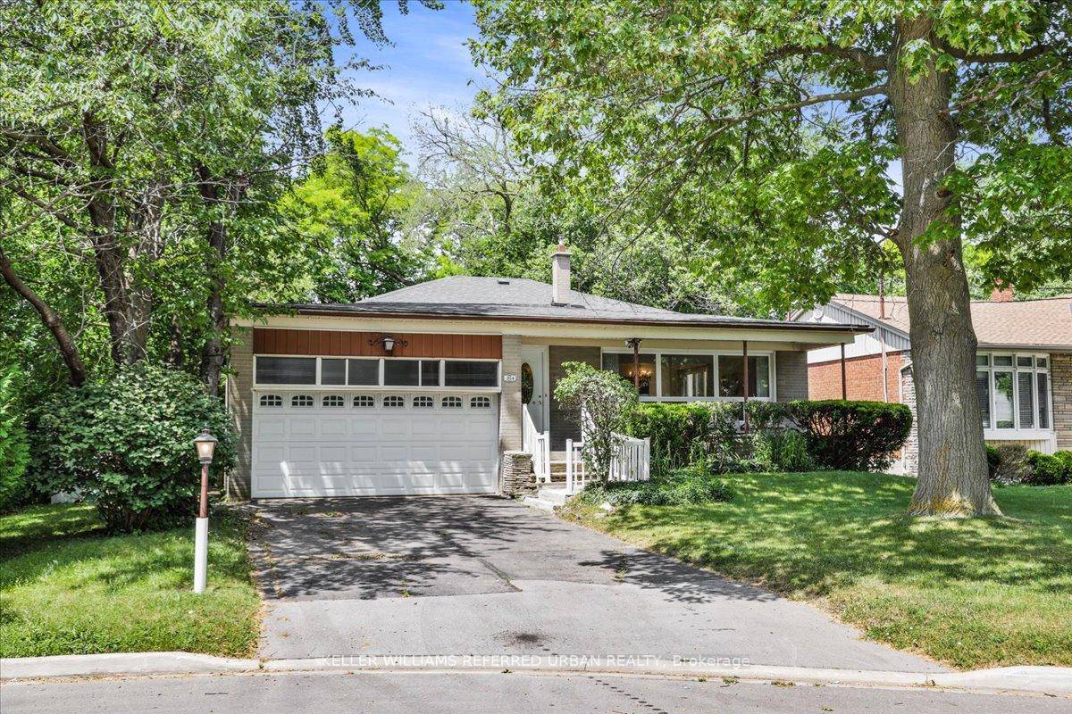 BIG BOLD OPPORTUNITY on a premium 55' lot on the court and among so many custom and unique homes a very special spot in the Willowdale West community lovingly cared ...