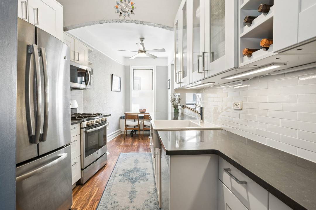 Nestled high above Windsor Terrace in the neighborhood's most prestigious, impeccably preserved co op building, is a lovely top floor 3 bedroom, 1 bath apartment brimming with charming pre war ...