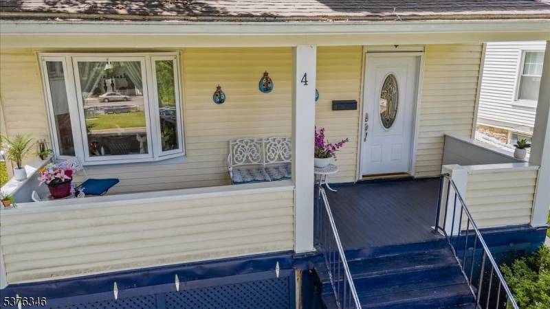 Lovely Colonial with 3 bedrooms, 2 full baths and a flexible layout.