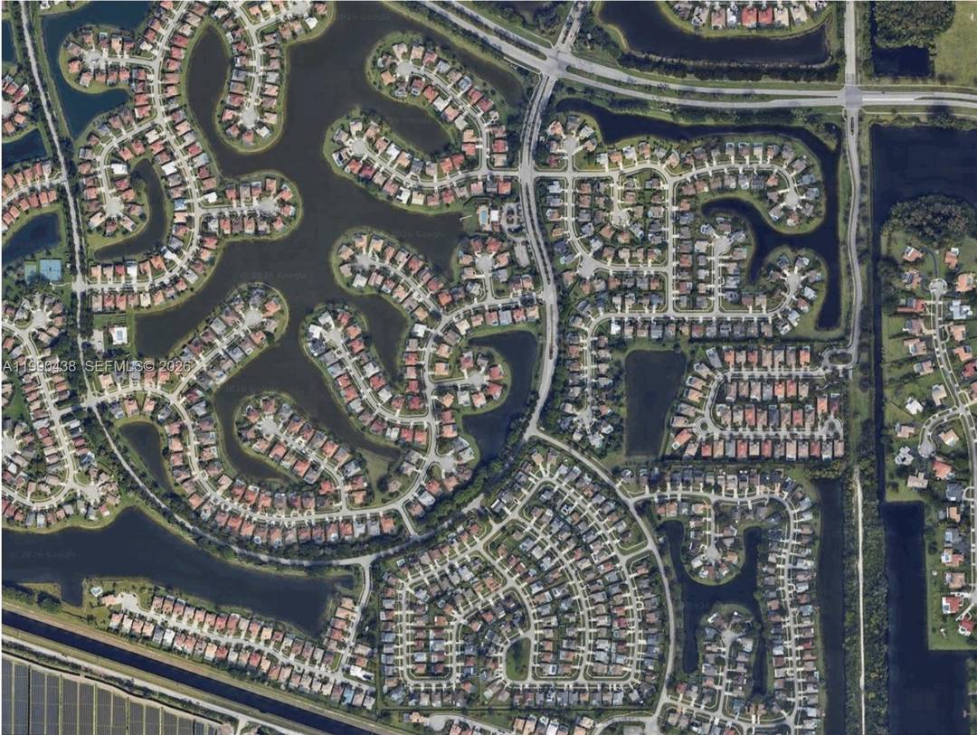 Welcome to 12301 Cabot Court, a beautifully maintained residence tucked away on a quiet cul de sac in the heart of Boca Raton.