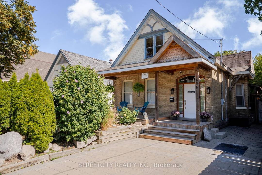 Endless Potential Meets Charm amp ; Income Opportunity !