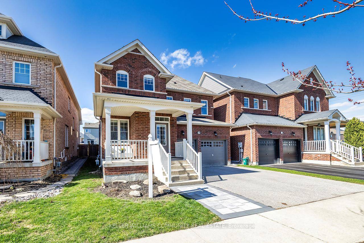 Welcome To 79 Sumersford Drive A Beautifully Maintained Detached Home Nestled In One Of Claringtons Most Desirable And Family Friendly Neighbourhoods.